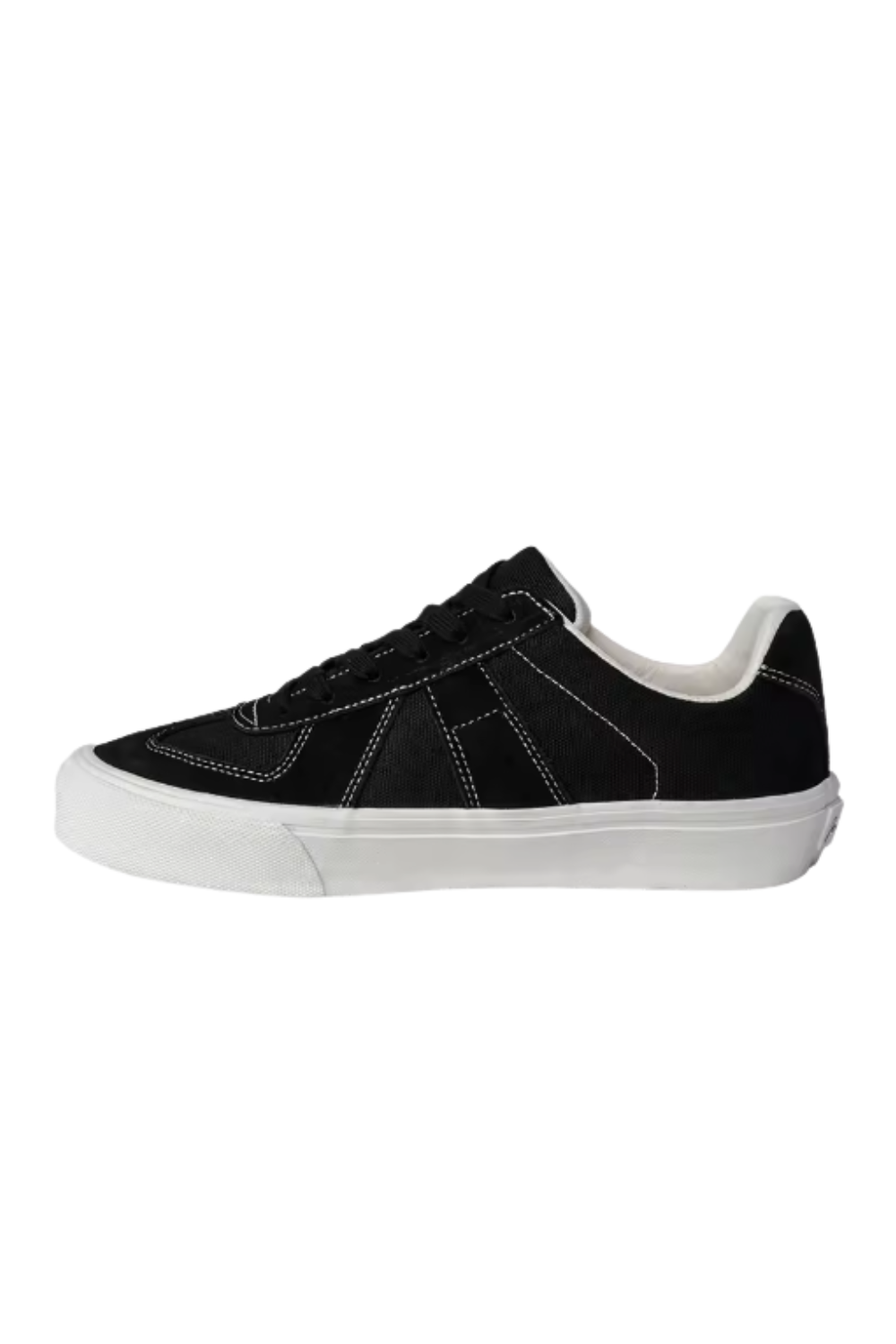 Skate Sneakers Crystal Black
